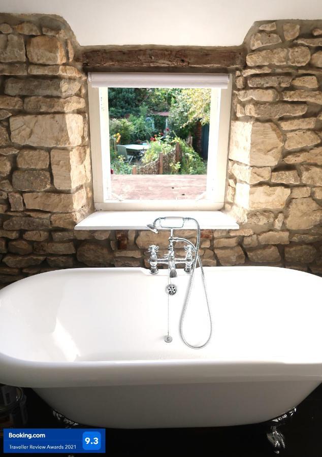 Peaceful Cottage In Heart Of Winchcombe Buitenkant foto