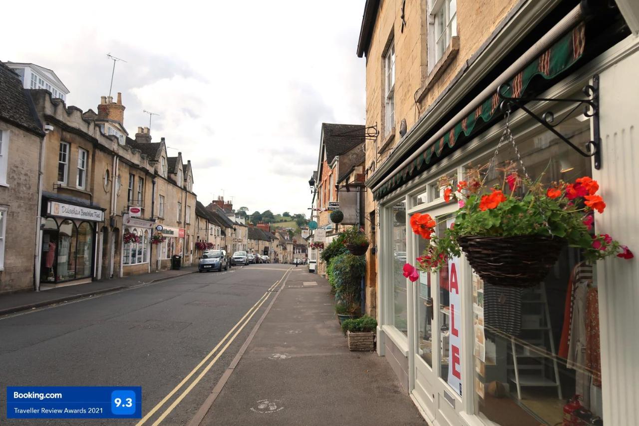 Peaceful Cottage In Heart Of Winchcombe Buitenkant foto